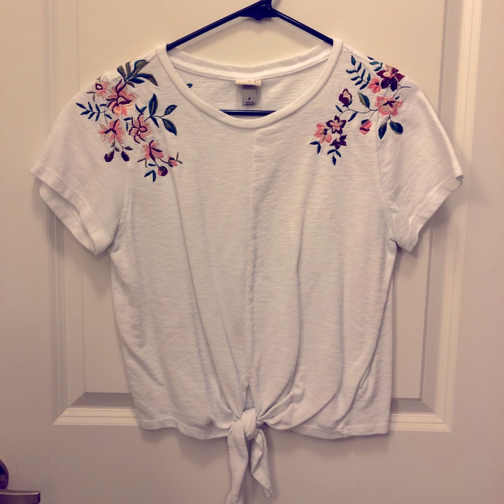 White front tie floral top
